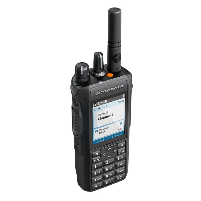 Портативна DMR радіостанція Motorola Mototrbo R7a